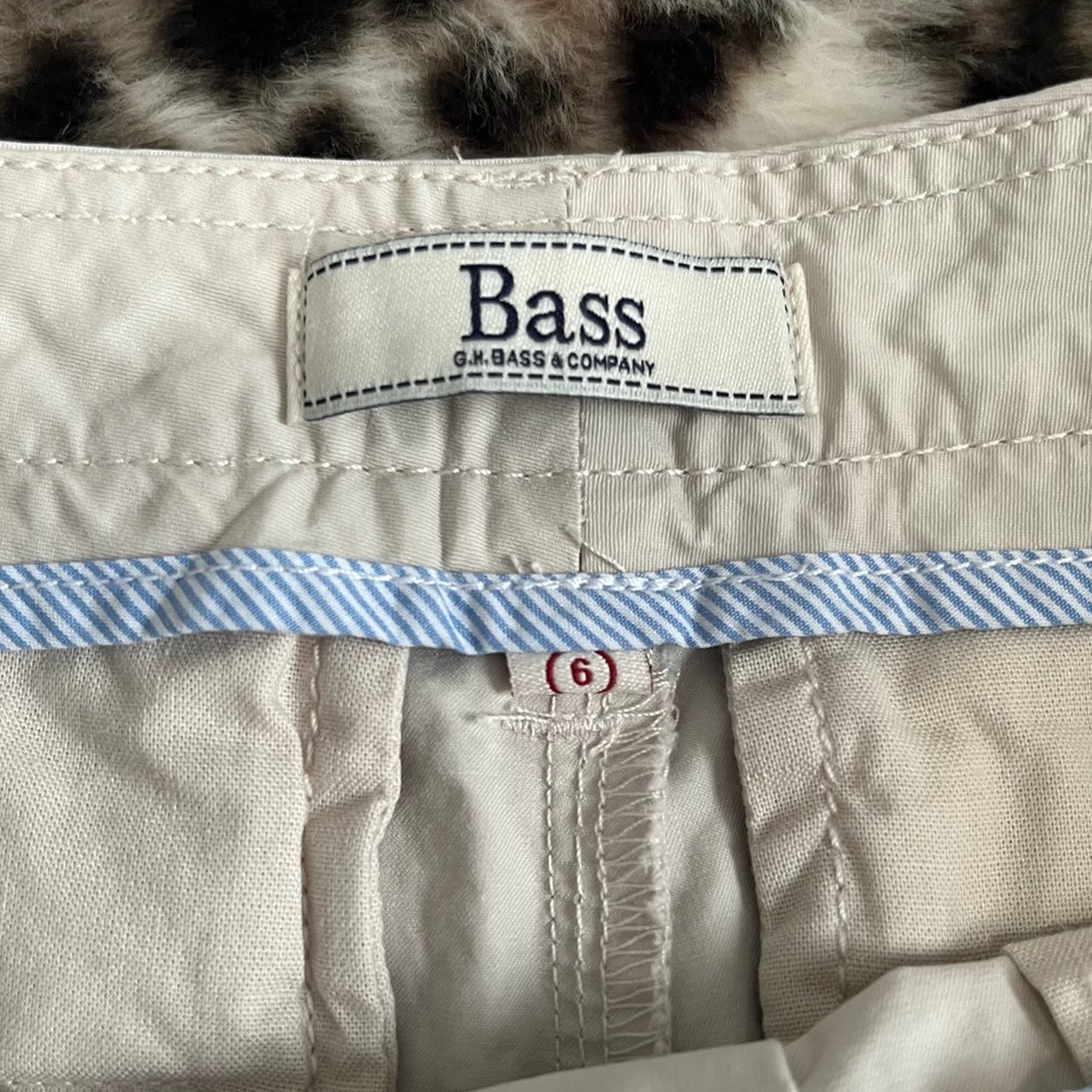 Bass size 6 women’s off white/cream shorts - Picture 3 of 8
